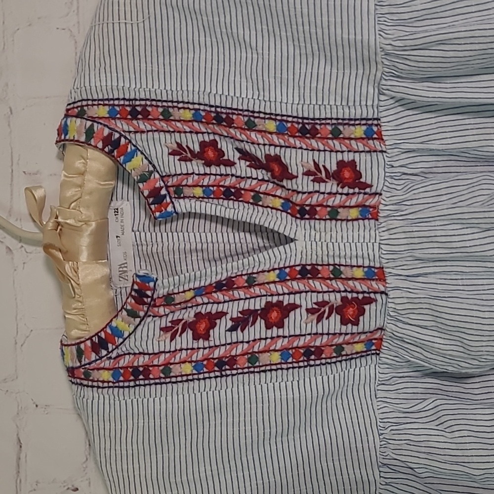 ZARA Kids Embroidered Peasant Blouse Stripes Bell Sleeve Girls Size 7 - Picture 4 of 15